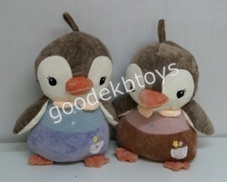 Пингвин в комбинезоне 42 см - goodekbtoys